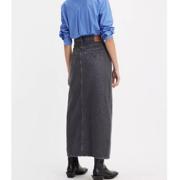 Levi’s | Women’s ‘Adventure Black’ Premium Denim Column Maxi Jean Skirt, size 30 - Picture 2 of 16